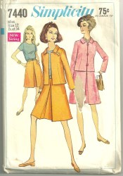 7440 1967 NO COLLAR SS BLOUSE,PLEAT A=SKIRT,JACKET PATTERN 12 34